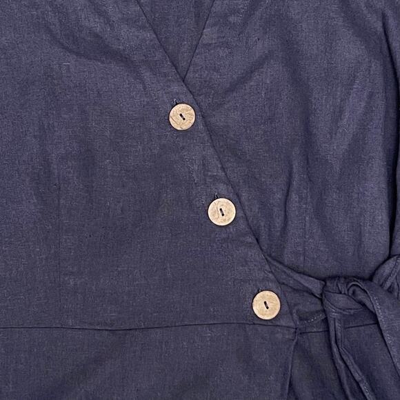 Ellen Tracy Navy Linen-Blend Wrap Top with Button Detail – Size M - Picture 8 of 8